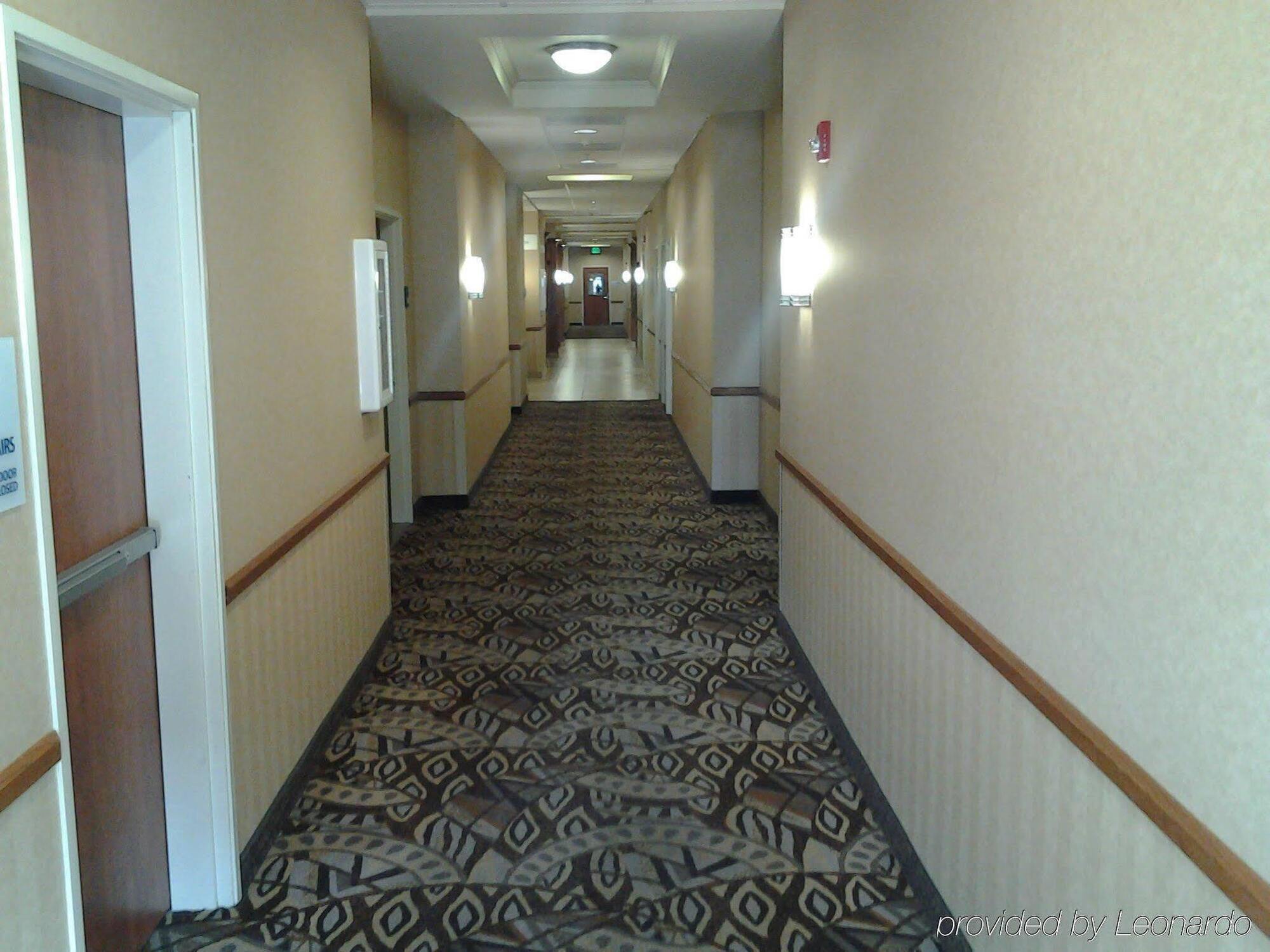 Holiday Inn Express & Suites Klamath Falls Central By Ihg Εξωτερικό φωτογραφία